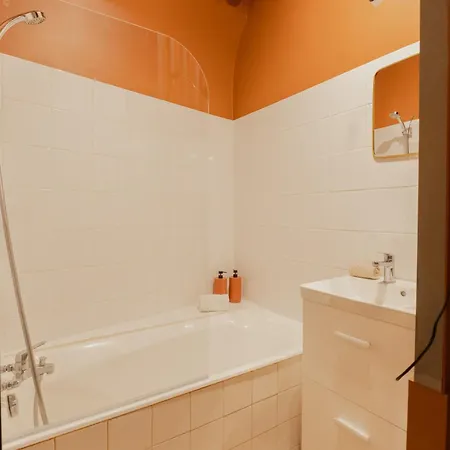 Les Cactus #maisonsavaron - 52m2 - Terrasse * Клермон-Ферран